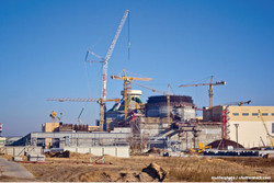 1777 Bau eines neuen Kernkraftwerks / Foto: mulderphoto / shutterstock.com